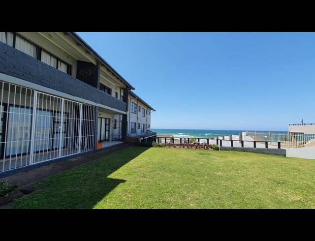 2 BEDROOM APARTMENT FOR SALE IN MANABA BEACH
